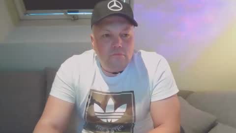 Snapshot of mars0481 chatting on 09-15-25, 12:38 mars0481 online show from 09-15-25, 12:38