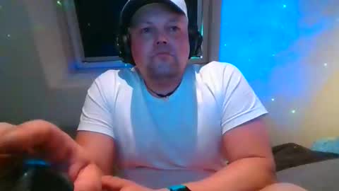 Snapshot of mars0481 chatting on 10-02-25, 10:44 mars0481 online show from 10-02-25, 10:44