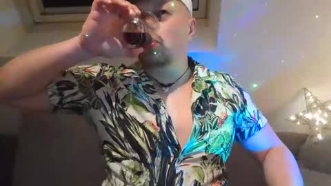 Snapshot of mars0481 chatting on 12-02-25, 01:11 mars0481 online show from 12-02-25, 01:11