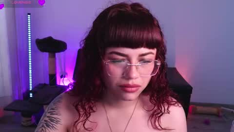 Marsdoll online show from 10-21-25, 07:03