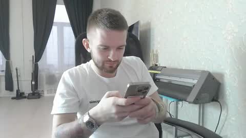 Snapshot of marselle_looker chatting on 11-28-25, 11:35 Marselle online show from 11-28-25, 11:35