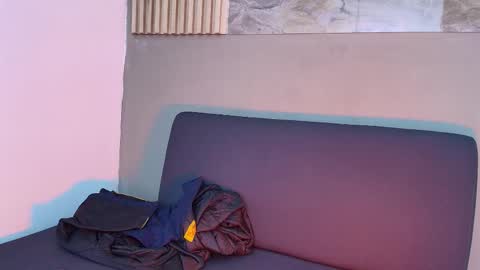 MARSHALL online show from 12-21-25, 01:35