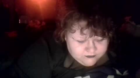 Snapshot of marshallmarx517 chatting on 02-12-26, 02:28 marshallmarx517 online show from 02-12-26, 02:28