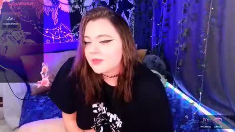 Snapshot of marshmallowbeauty_ chatting on 11-05-25, 10:32 marshmallowbeauty_ online show from 11-05-25, 10:32