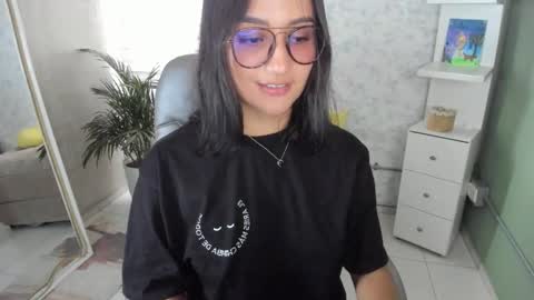 Martina online show from 09-08-25, 07:46