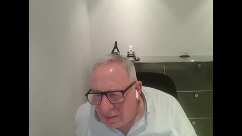 martin_1947 online show from 02-16-25, 08:22