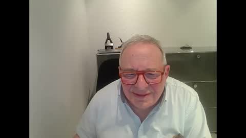 martin_1947 online show from 02-22-25, 10:09
