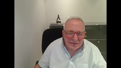 martin_1947 online show from 10-12-25, 07:24
