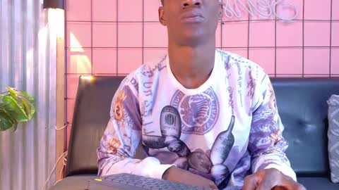 Martin online show from 09-10-25, 01:16