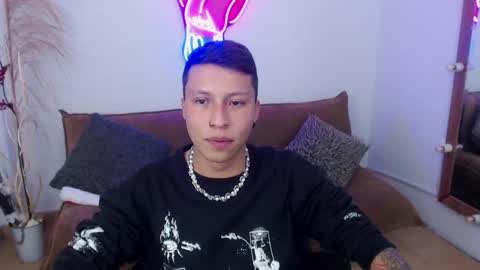 Martin  online show from 10-21-25, 12:11