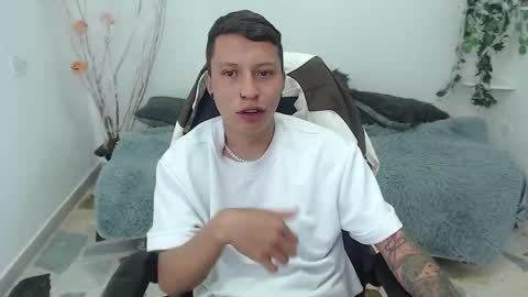 Martin  online show from 10-25-25, 04:13