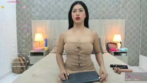 Martina online show from 05-25-26, 11:27