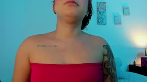 C A R O L I N A  online show from 04-23-26, 10:47