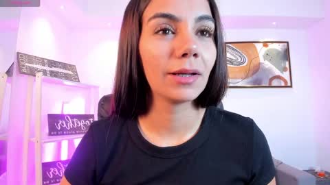 Martina online show from 05-18-26, 12:00