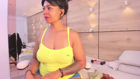 martina touss  online show from 10-29-25, 11:45