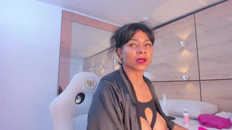 martina touss  online show from 11-07-25, 11:54