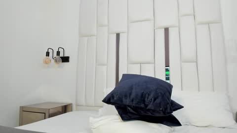 Martina Black online show from 01-19-25, 09:23