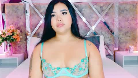 Martina Garcia online show from 10-20-25, 06:30