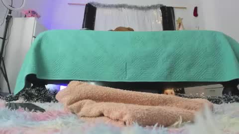 Snapshot of martinarossi chatting on 12-05-25, 06:59 ... ... online show from 12-05-25, 06:59