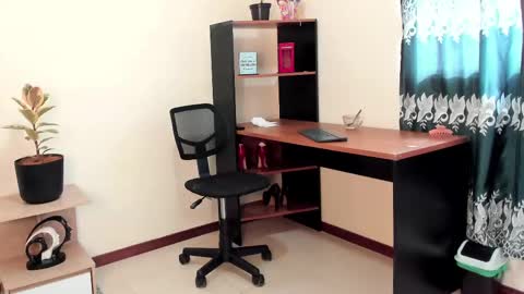 Snapshot of martinasoto chatting on 03-12-25, 02:45 martinasoto online show from 03-12-25, 02:45