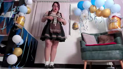 Snapshot of martinasoto chatting on 10-05-25, 02:32 martinasoto online show from 10-05-25, 02:32