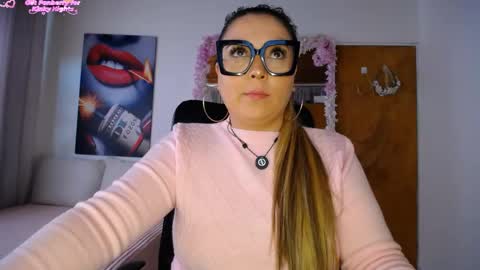 Snapshot of martiniella chatting on 05-24-26, 08:25 Antonella Martini online show from 05-24-26, 08:25