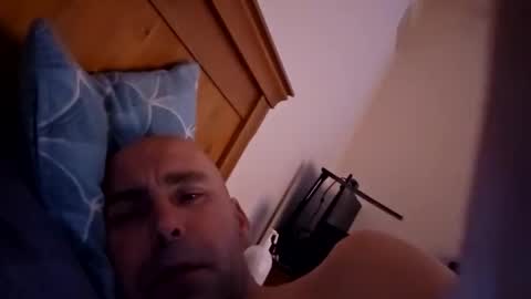 Snapshot of martinireland chatting on 02-16-25, 07:37 Martin online show from 02-16-25, 07:37