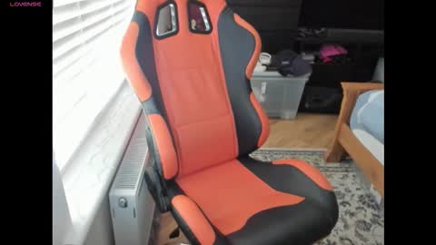 Snapshot of martinireland chatting on 11-17-25, 11:16 Martin online show from 11-17-25, 11:16