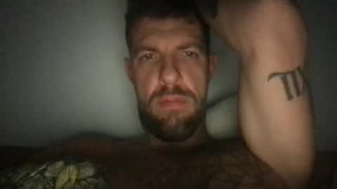 Snapshot of martinmagic467659 chatting on 10-21-25, 05:08 martinmagic467659 online show from 10-21-25, 05:08