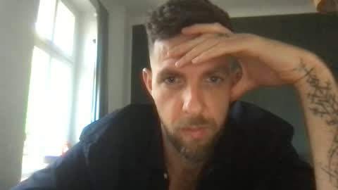 Snapshot of martinmagic467659 chatting on 10-29-25, 02:30 martinmagic467659 online show from 10-29-25, 02:30