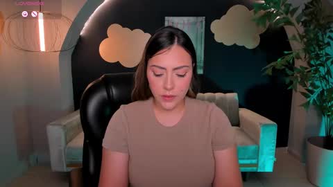 Snapshot of martinnabonnet chatting on 03-10-25, 04:57 Martinna Bonnet online show from 03-10-25, 04:57