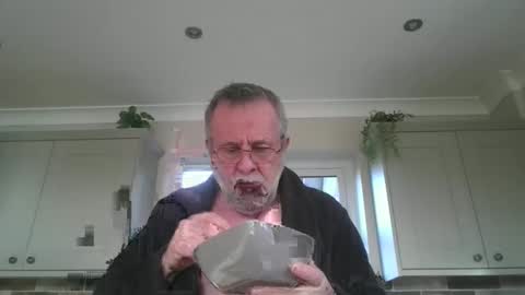 martinrgbxxxx online show from 02-16-26, 09:27