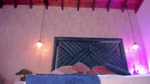 Martina online show from 02-01-25, 08:37