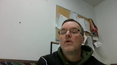 Snapshot of marty1688 chatting on 01-08-25, 11:32 marty1688 online show from 01-08-25, 11:32