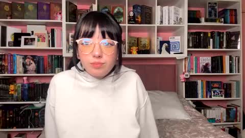 Snapshot of maru_chan_ chatting on 01-28-25, 11:38 INSTAGRAM Maruchan 02 online show from 01-28-25, 11:38