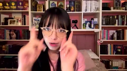 Snapshot of maru_chan_ chatting on 02-14-25, 01:13 INSTAGRAM Maruchan 02 online show from 02-14-25, 01:13