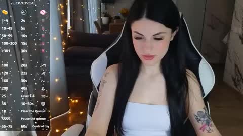 Snapshot of mary___moore chatting on 03-12-25, 04:41 Maria online show from 03-12-25, 04:41