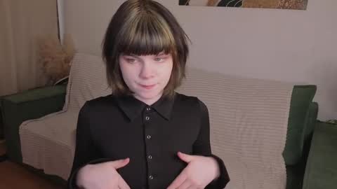 Mary online show from 05-19-26, 01:28
