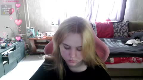  MY NAME IS MILA WELCOME TO MY ROOM online show from 04-20-26, 07:11