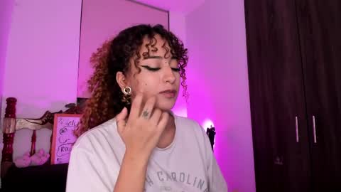 Snapshot of mary_jane_lovers chatting on 04-08-26, 02:55 Mary Jane online show from 04-08-26, 02:55