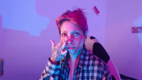                      100   online show from 10-28-25, 05:55