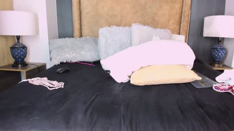 Snapshot of mary_kisss chatting on 12-12-24, 11:58   online show from 12-12-24, 11:58