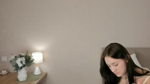 Mary Lepson online show from 10-19-25, 02:18