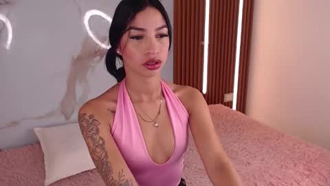 Snapshot of mary_live18 chatting on 09-17-25, 12:29 Hi guys im Mary online show from 09-17-25, 12:29