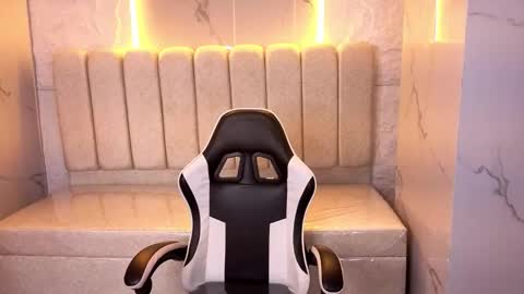 mary_luxx_tp online show from 11-02-25, 03:20