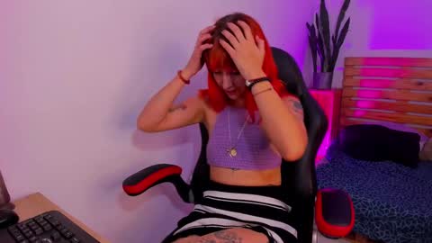 mary_magic online show from 02-13-25, 07:03