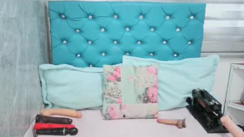  Mary Moon  online show from 02-08-25, 02:05