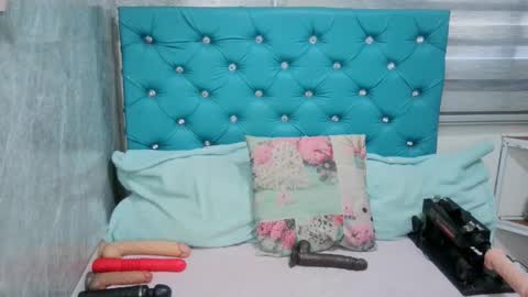  Mary Moon  online show from 03-10-25, 12:04