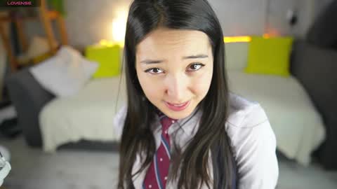 Snapshot of mary_shiota chatting on 01-15-25, 07:05 HelIo Everyone Im MaryWelcome to my room and lets have a good time together with me online show from 01-15-25, 07:05