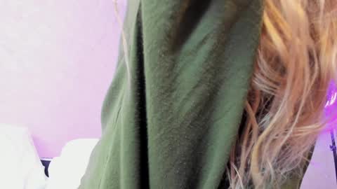HelIo  Everyone Im MaryWelcome  to my room and  lets have  a good  time  together with me   online show from 05-07-26, 09:14